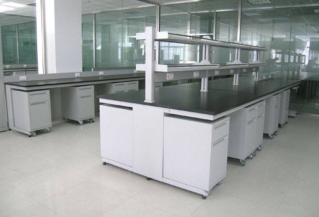 全鋼實驗室工作臺可有效提高工作效率！